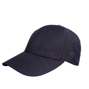 NWT- Blauer Adjustable Stretch Cap In Black